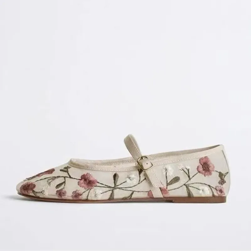 Mesh Embroidered Leisure Balle - Ethnic Fashion Brand recension och pris