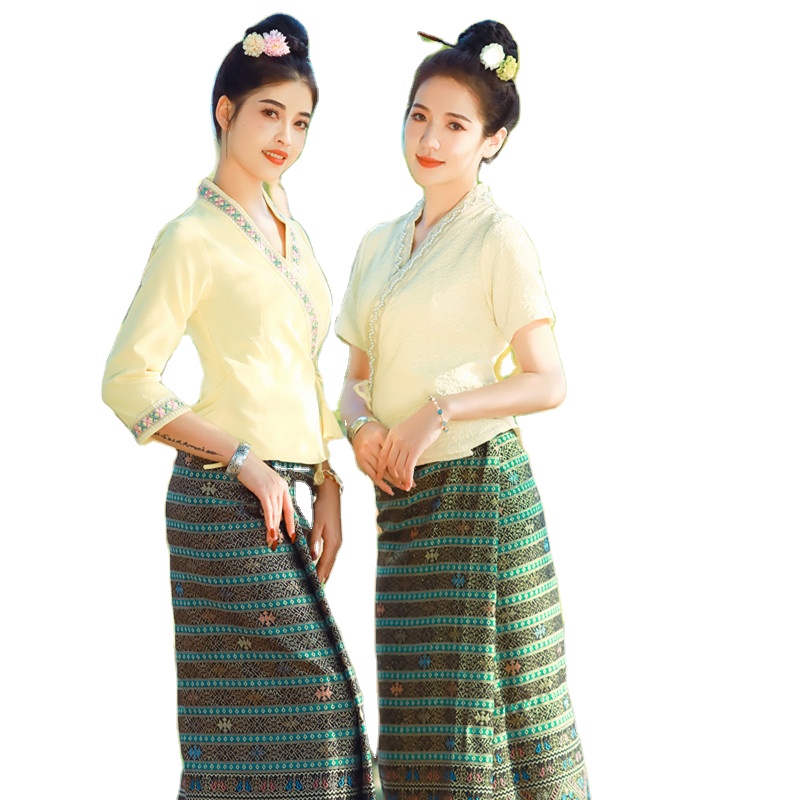 Light Yellow Thai Dai Clothing - Thai Silk Blouse recension och pris