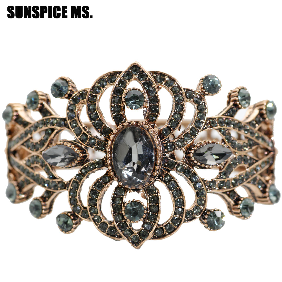 Bohemia Ethnic Vintage Bangle  - Ethnic Fashion Brand recension och pris